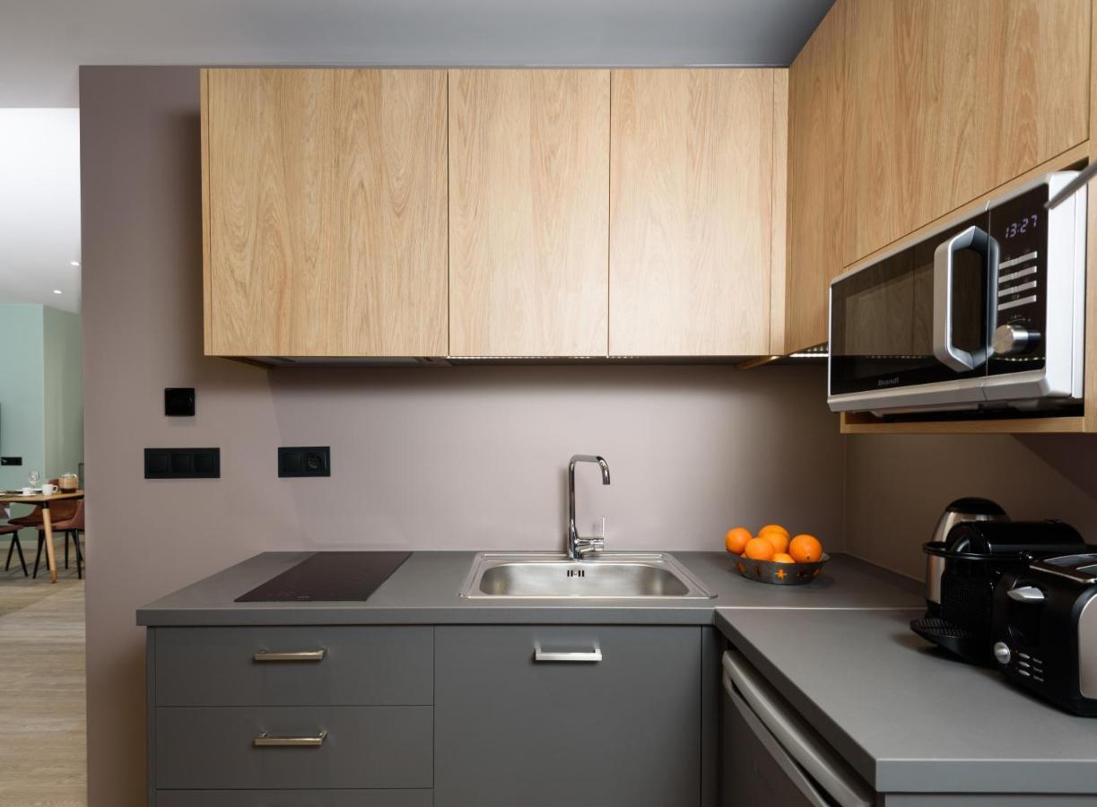 Crossroads Athens By Yha Apartment Екстериор снимка