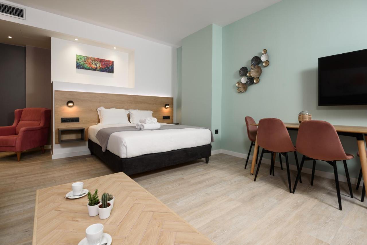 Crossroads Athens By Yha Apartment Екстериор снимка